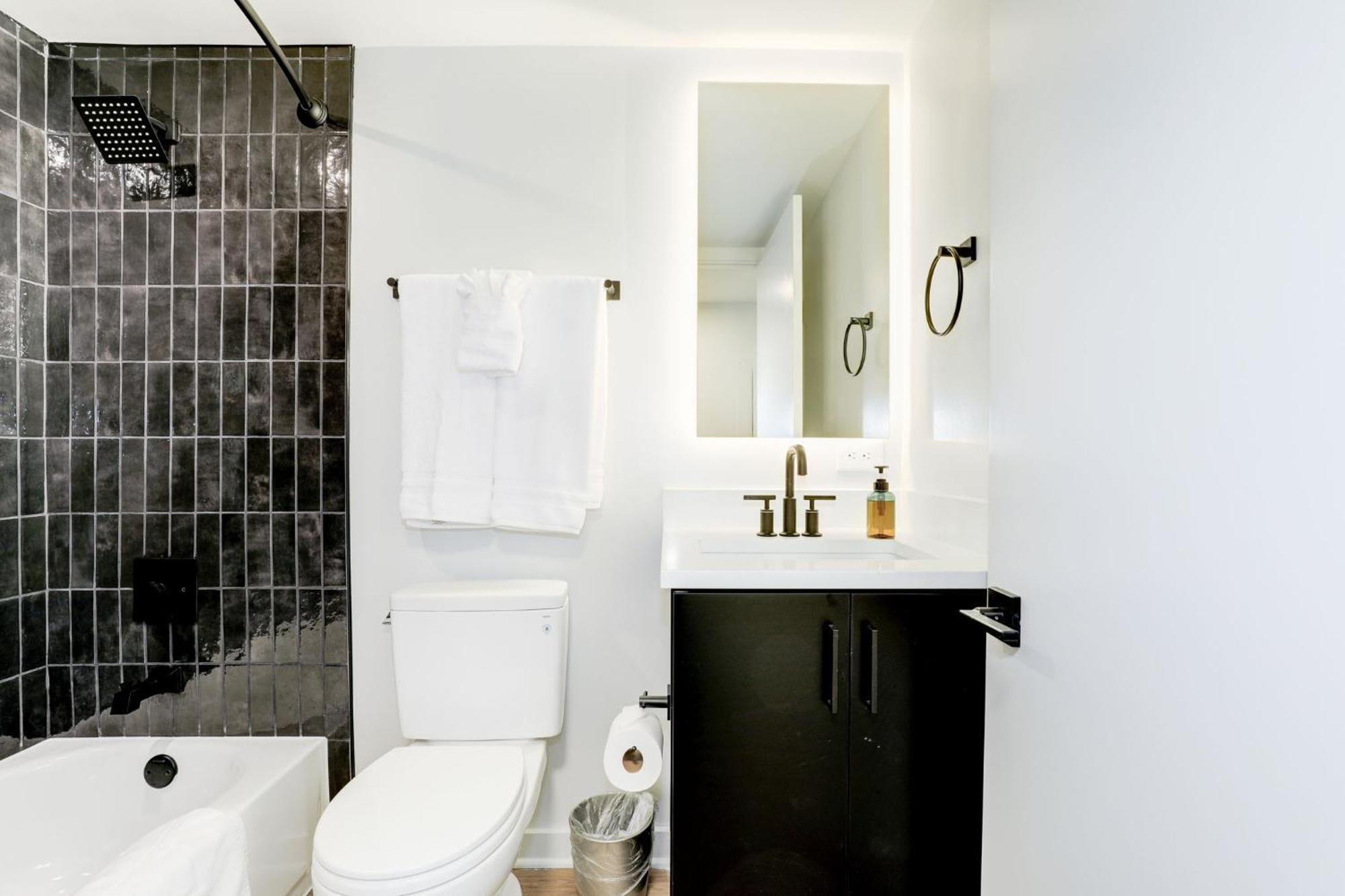 2Br Comfort Apartment In Prime Location Arlington Exteriör bild